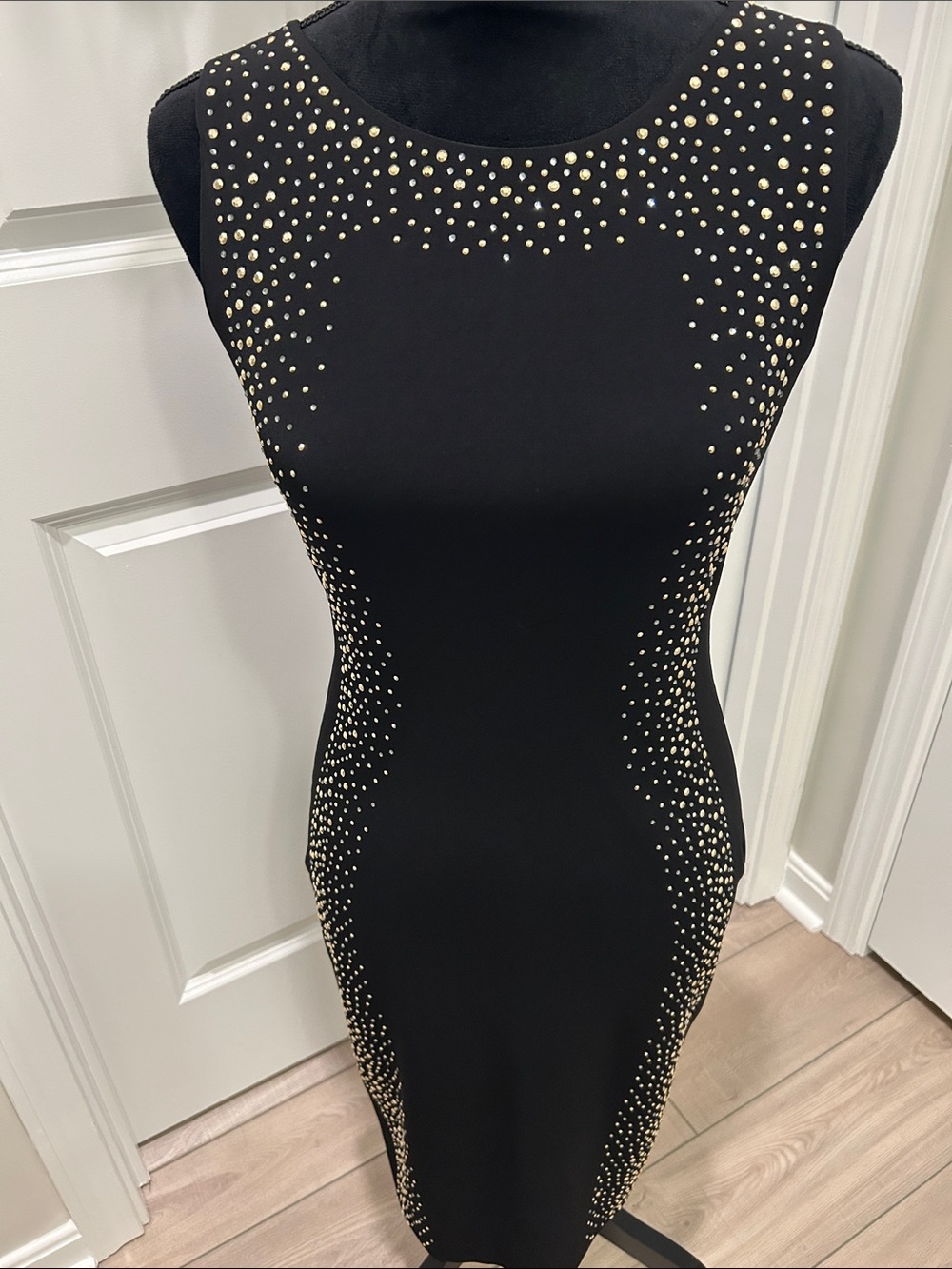 Calvin Klein Black Sleeveless Studded Sheath Dress Size Small - Picture 13 of 16